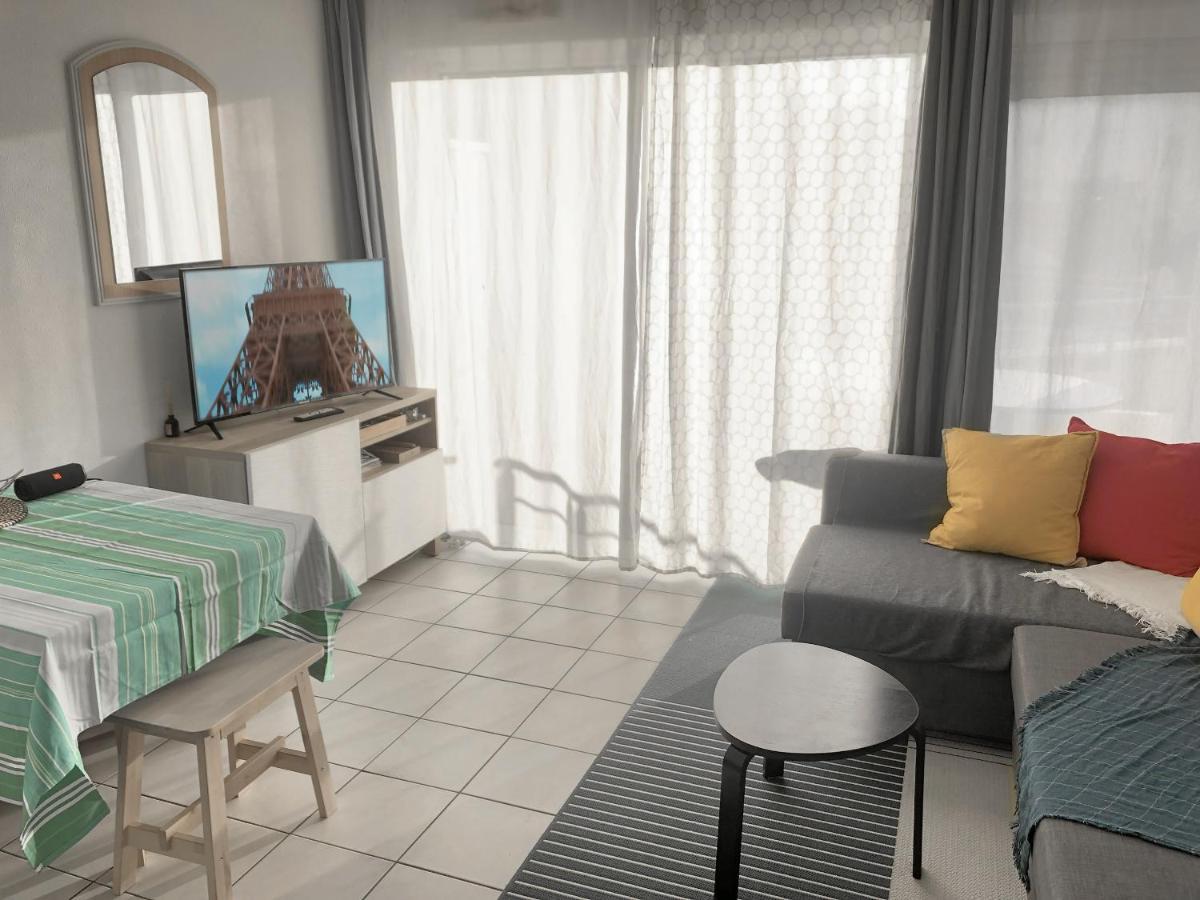 Studio Au Calme Avec Piscine, Face Golf, Parking Gratuit, Tout A Pied A 10Mn Centre Ville Ciboure Zewnętrze zdjęcie